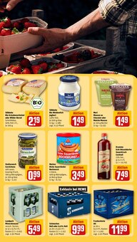 Joghurt im REWE Prospekt "Dein Markt" mit 30 Seiten (Neuss)