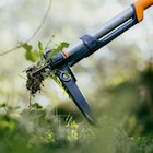 Désherbeur ergonomique - FISKARS en promo chez Truffaut Désherbeur ergonomique - FISKARS dans le catalogue Truffaut