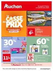 Couches Angebote im Prospekt "Le CASSE des PRIX" von Auchan Hypermarché auf Seite 1