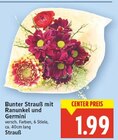 Bunter Strauß mit Ranunkel und Germini im aktuellen E center Prospekt