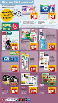 Katzenfutter im REWE Prospekt "Dein Markt" mit 31 Seiten (Moers)