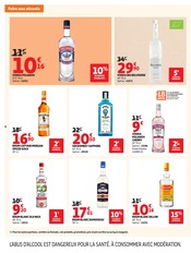 Promos Vodka dans le catalogue "OFFRES DU MOMENT" de Auchan Hypermarché Vodka en promo dans le catalogue Auchan Hypermarché à la page 6