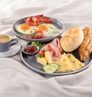 Großes XXXLutz Frühstück im XXXLutz Möbelhäuser Prospekt Großes XXXLutz Frühstück von im aktuellen XXXLutz Möbelhäuser Prospekt für 5,50 €