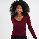 La Halle Pessines - Promo Pull col en V manches longues bordeaux femme Promo Pull col en V manches longues bordeaux femme à 12,99 € dans le catalogue La Halle à Pessines