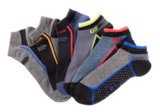 Chaussettes sneaker, 6 paires femme ou homme - Uncle Sam en promo chez Norma Chaussettes sneaker, 6 paires femme ou homme - Uncle Sam dans le catalogue Norma