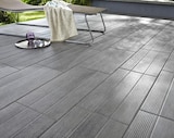 Promo Carrelage de sol extérieur "Stripe Wood" gris - l. 29,8 x L. 59,8 cm à 14,75 € dans le catalogue Brico Dépôt à Sautron
