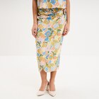 Jupe longue ajustée effet croisé blanc femme dans le catalogue La Halle