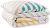 Parure housse de couette 140x200cm + 1 taie d'oreiller 63x63cm - Super U à Cherbourg-Octeville Parure housse de couette 140x200cm + 1 taie d'oreiller 63x63cm en promo chez Super U Cherbourg-Octeville à 13,99 €