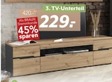 Aktuelles Vitrine Angebot bei BRAUN Möbel-Center in Konstanz ab 139,00 €