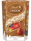 Boules Lindor Assorti - Lindt en promo à 11,10 € chez Supermarchés Match Boules Lindor Assorti - Lindt dans le catalogue Supermarchés Match