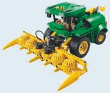 John deere 9700 forage Harvester - LEGO dans le catalogue Super U