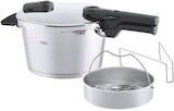 Schnellkochtopf „Vitaquick Glossy“ von Fissler für 119,90 € bei XXXLutz Möbelhäuser im Angebot Schnellkochtopf „Vitaquick Glossy“ von Fissler im aktuellen XXXLutz Möbelhäuser Prospekt