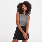 La Halle Issy-les-Moulineaux - Promo Débardeur cropped détail épaule Liberto gris argent femme Promo Débardeur cropped détail épaule Liberto gris argent femme à 12,99 € dans le catalogue La Halle à Issy-les-Moulineaux