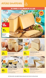 Promos Lait dans le catalogue "Carrefour market" de Carrefour Market Lait en promo dans le catalogue Carrefour Market à la page 14