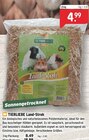 Land-Stroh im Angebot bei Raiffeisenmarkt in Koblenz Land-Stroh Angebote von TIERLIEBE bei Raiffeisenmarkt Koblenz für 4,99 €