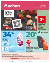 Smartphone Angebote im Prospekt "Auchan" von Auchan Hypermarché auf Seite 1