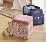 COFFRE POUF PLIABLE M./MME dans le catalogue Hyper U