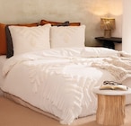 Parure Inuit coton lavé tufté en promo chez Maxi Bazar Thiais à 39,99 €