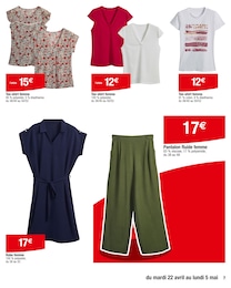 Offre Robe Femme dans le catalogue Carrefour du moment à la page 3