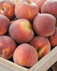 Promo Pêche blanche et/ou jaune à 2,49 € dans le catalogue Intermarché à Saint-Bonnet-lès-Allier
