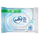 Papier hygiénique humide - LOTUS en promo chez Carrefour Market Papier hygiénique humide - LOTUS dans le catalogue Carrefour Market