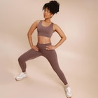 Promo Legging de sport gainant taille haute mauve femme à 19,99 € dans le catalogue La Halle à Bron