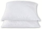 Lot de 2 oreillers 60x60cm - Super U à Nanterre Lot de 2 oreillers 60x60cm en promo chez Super U Nanterre à 6,99 €
