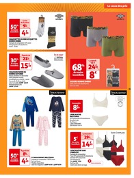 Offre Chaussures Homme dans le catalogue Auchan Hypermarché du moment à la page 35