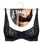 Soutien-gorge "Daily dentelle" à Carrefour Market dans Ferrière-la-Grande Soutien-gorge "Daily dentelle" à Carrefour Market dans Ferrière-la-Grande