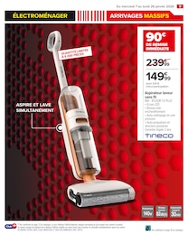 Offre Aspirateur dans le catalogue Carrefour du moment à la page 11