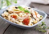 SALADE DE MINI PENNE POULET PARMESAN à Carrefour Market dans Trilbardou SALADE DE MINI PENNE POULET PARMESAN à Carrefour Market dans Trilbardou