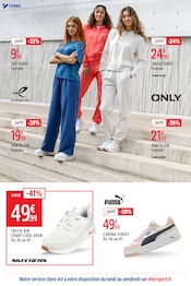 Promos Baskets Femme dans le catalogue "DES REMISES EN PLEINE FORME" de Intersport à la page 14