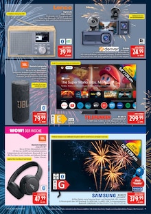 Kamera im Marktkauf Prospekt "AUSWAHL RIESIG, PREISE NIEDRIG" mit 44 Seiten (Fürth)