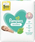 Feuchttücher Sensitive oder Fresh Clean oder Aqua im Rossmann Prospekt Feuchttücher Sensitive oder Fresh Clean oder Aqua von Pampers im aktuellen Rossmann Prospekt für 5,95 €