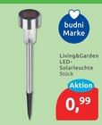 LED-Solarleuchte von Living&Garden im aktuellen budni Prospekt