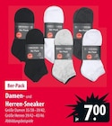 Damen- und Herren-Sneaker Angebote bei famila Nordost Neumünster für 7,00 €