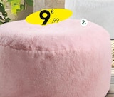 LE POUF GONFLABLE FAUSSE FOURRURE en promo chez Stokomani Boulogne-Billancourt à 9,99 €