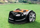 Robot Tondeuse Autonome Ocumow Ø 15 - LAWNMASTER en promo à 349,00 € chez Hyper U Robot Tondeuse Autonome Ocumow Ø 15 - LAWNMASTER dans le catalogue Hyper U