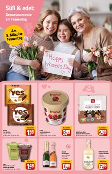 Süßigkeiten im REWE Prospekt "Dein Markt" mit 30 Seiten (Mönchengladbach)