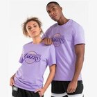 Aktuelles Damen/Herren Basketball T-Shirt NBA Los Angeles Lakers - TS 900 violett Angebot bei DECATHLON in Köln ab 24,99 €