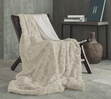 Decke von bugatti für 79,99 € bei Möbel Schulenburg im Angebot Decke von bugatti im aktuellen Möbel Schulenburg Prospekt