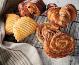 Assortiment de viennoiseries pur beurre - Intermarché Hyper Assortiment de viennoiseries pur beurre à 3,69 € dans le catalogue Intermarché Hyper