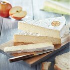 Brie de Meaux A.O.P - REFLETS DE FRANCE en promo chez Carrefour Brie de Meaux A.O.P - REFLETS DE FRANCE dans le catalogue Carrefour