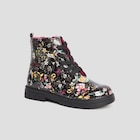 Bottines vernies crantées motif fleurs noir fille en promo chez La Halle Bottines vernies crantées motif fleurs noir fille dans le catalogue La Halle