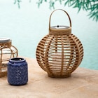 Lanterne solaire led effet rotin dans le catalogue B&M