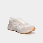 Baskets running à lacets sable femme en promo chez La Halle Baskets running à lacets sable femme dans le catalogue La Halle