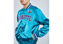 Foot Locker Lorient - Mitchell and Ness NBA Charlotte Hornets Lightweight Satin Promo Mitchell and Ness NBA Charlotte Hornets Lightweight Satin dans le catalogue Foot Locker "Foot Locker" à Lorient