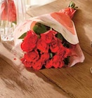 Intermarché Gaillac - Promo Bouquet 12 roses 50 cm Promo Bouquet 12 roses 50 cm à 8,99 € dans le catalogue Intermarché à Gaillac