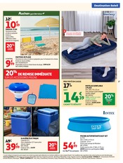 Promos Matelas Gonflable dans le catalogue "DESTINATION SOLEIL" de Auchan Hypermarché Matelas Gonflable en promo dans le catalogue Auchan Hypermarché à la page 17