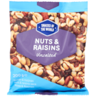 Noix et raisins Snacks of the World en promo chez Action Caen à 1,29 €